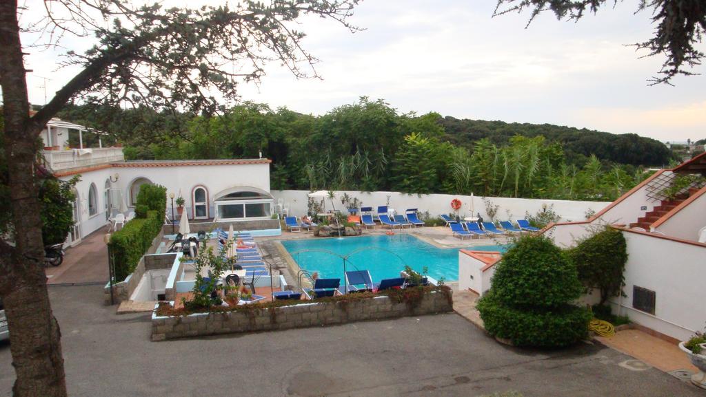 Ischia Uno Residence Forio di Ischia Eksteriør billede