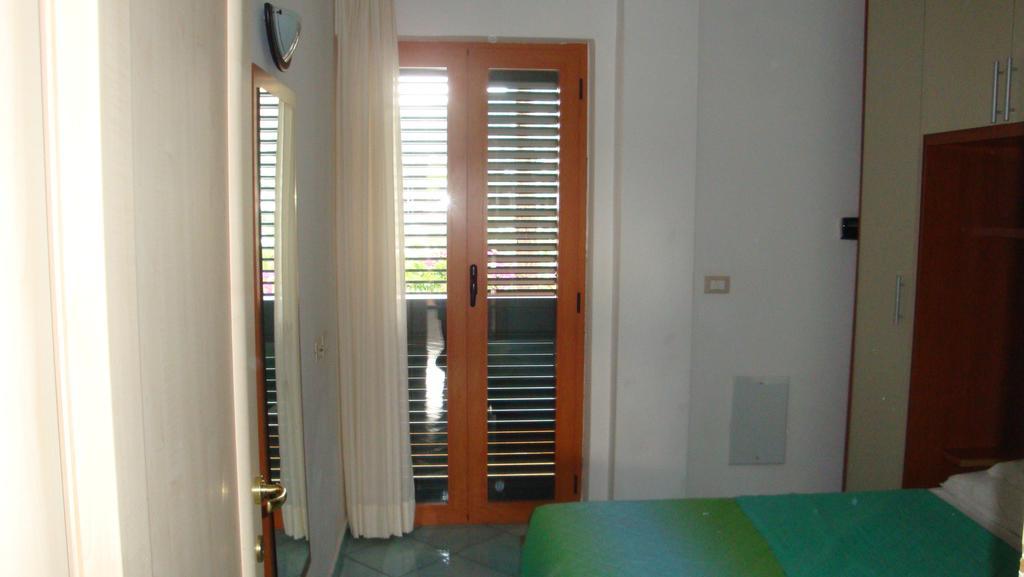 Ischia Uno Residence Forio di Ischia Værelse billede